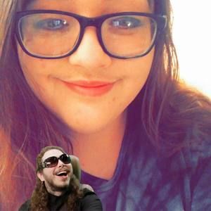 Meet your Posher, Lexie